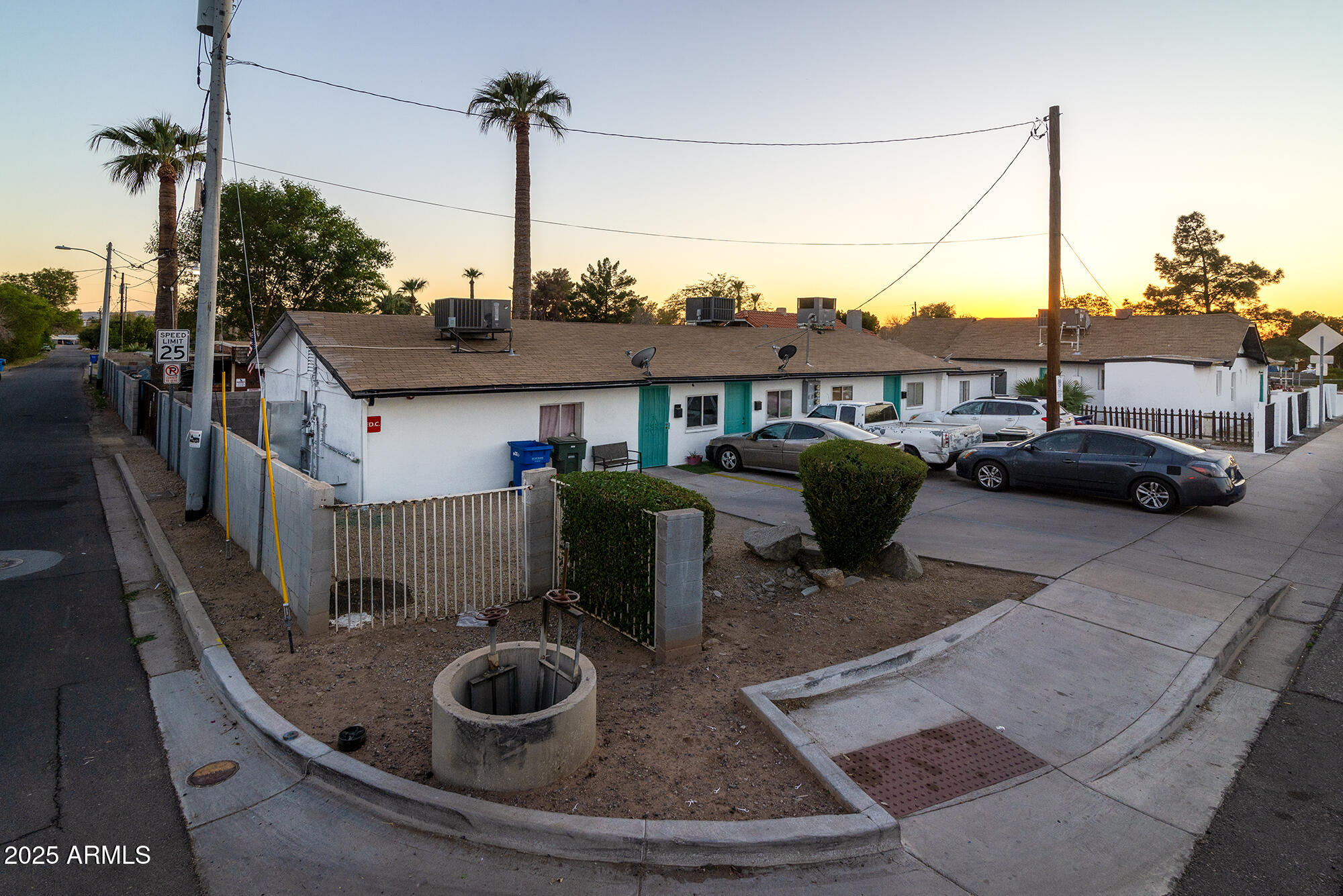 2231 N 25TH Place