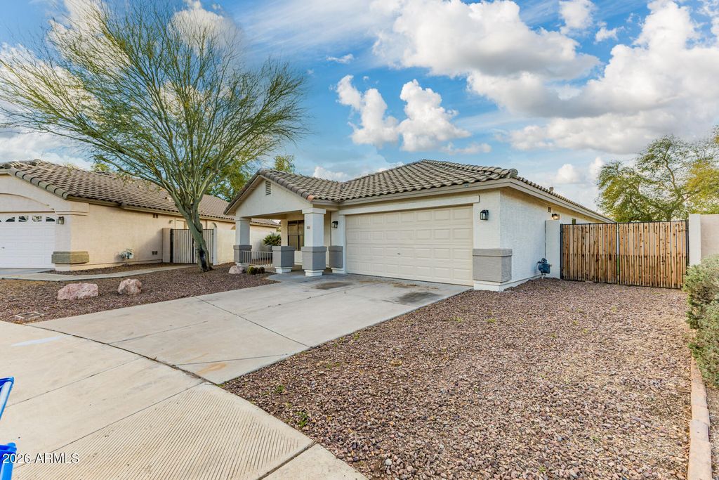 Photo of 1806 N 128th Avenue, Avondale, AZ 85392 (MLS # 6986031)