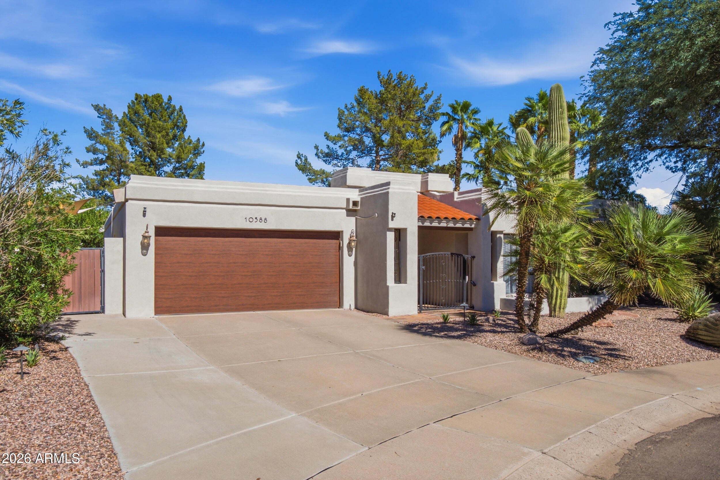10588 E ARABIAN PARK Drive