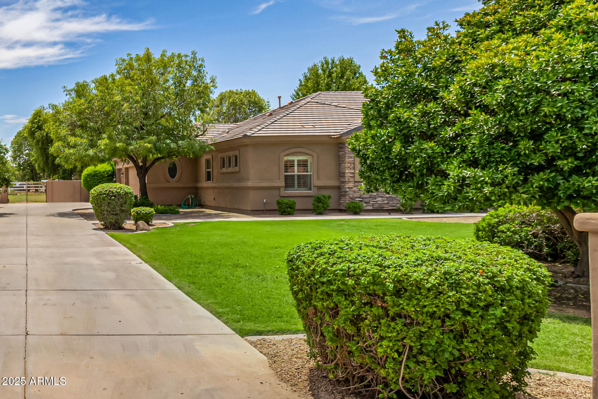 Homes for Sale in Queen Creek Arizona 4 21387 E PUMMELOS Road