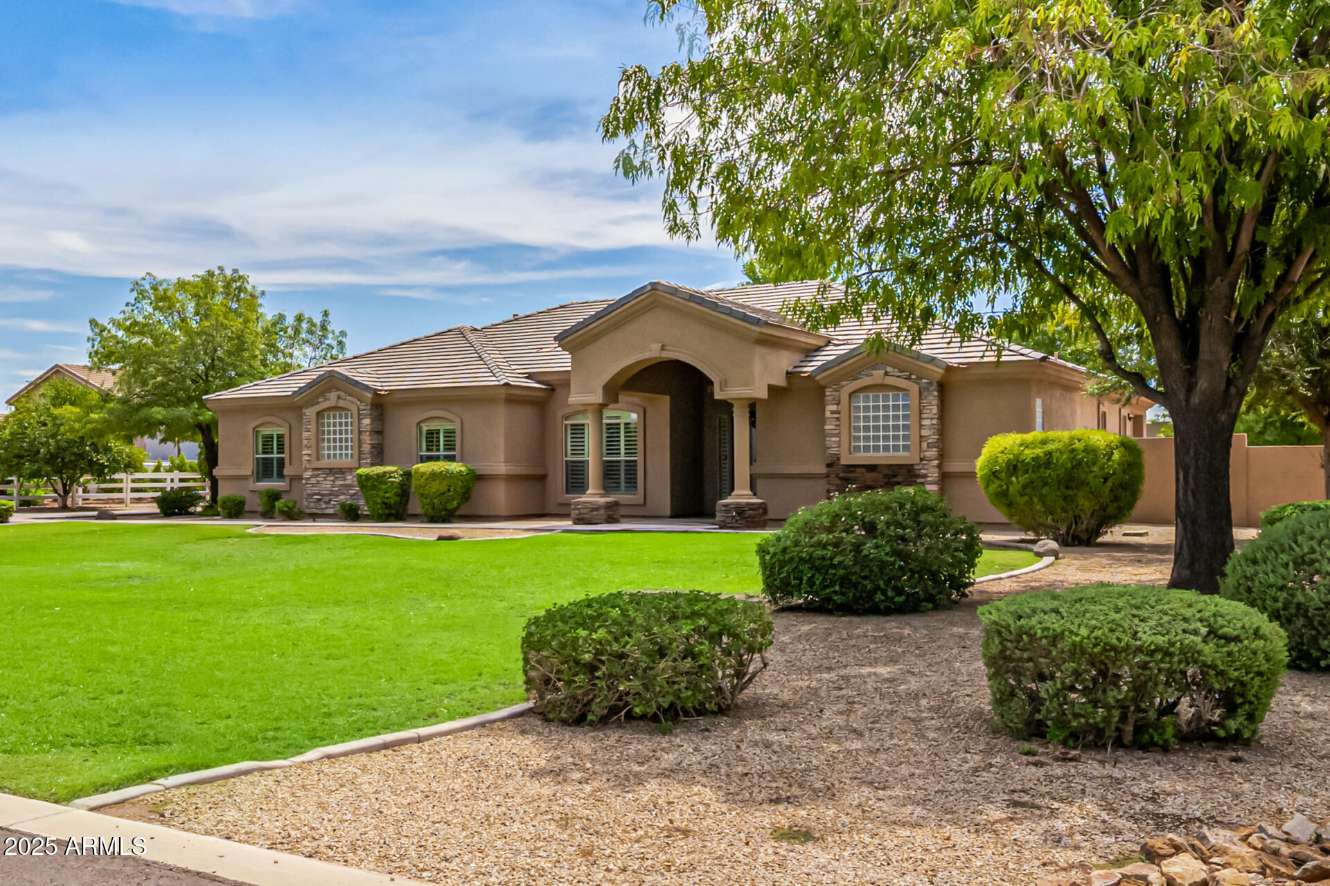 Homes for Sale in Queen Creek Arizona 2 21387 E PUMMELOS Road