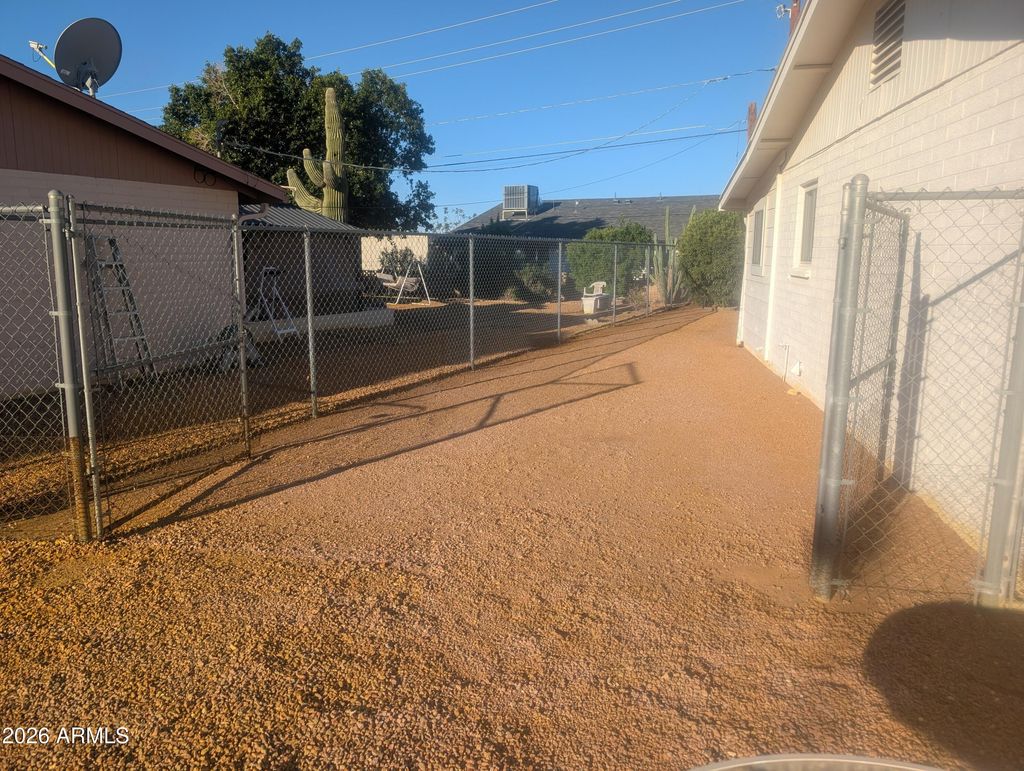 Photo of 908 S Ocotillo Drive, Apache Junction, AZ 85120 (MLS # 6999567)