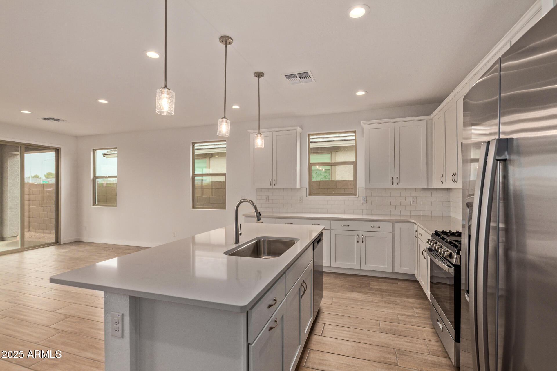 5442 W MANZANITA Drive