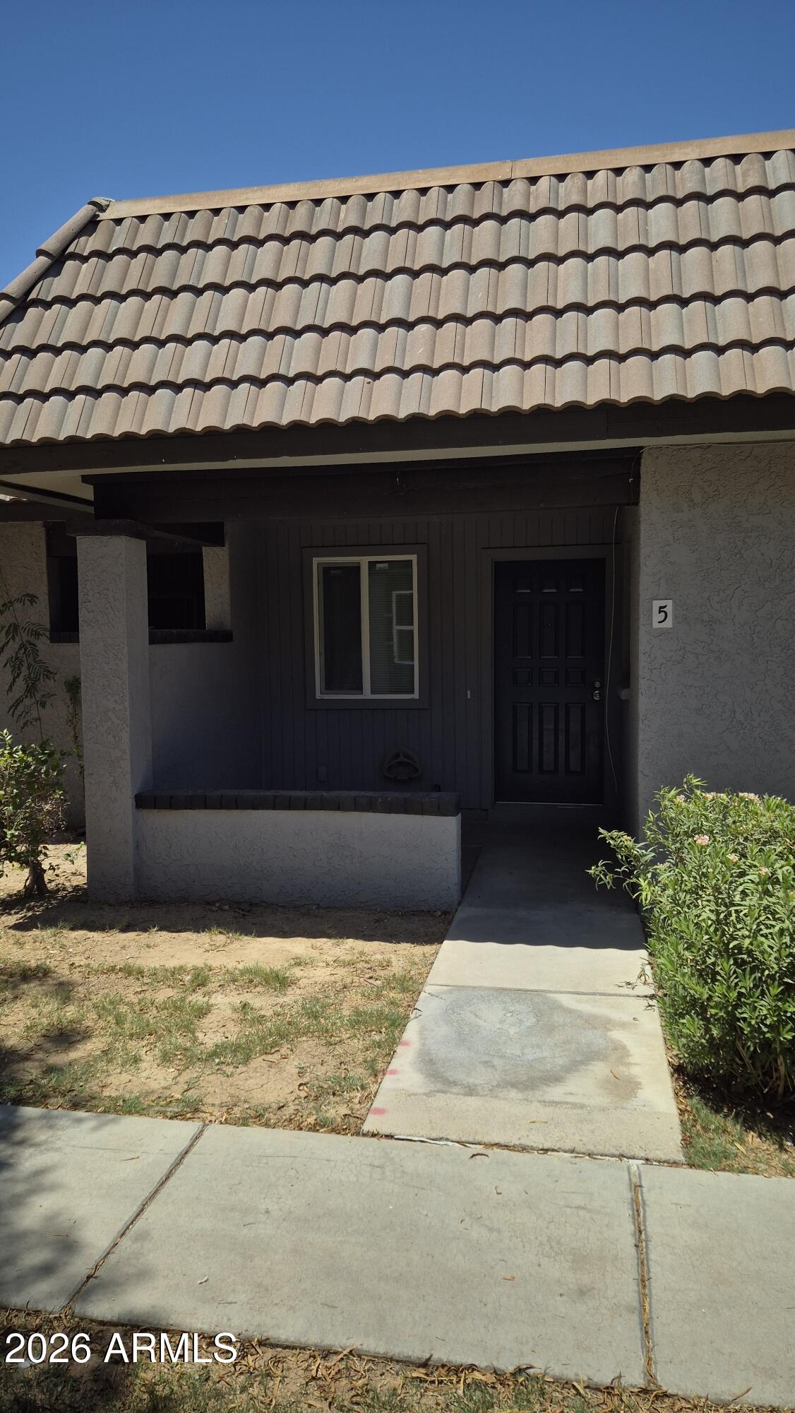 9009 W ELM Street 5