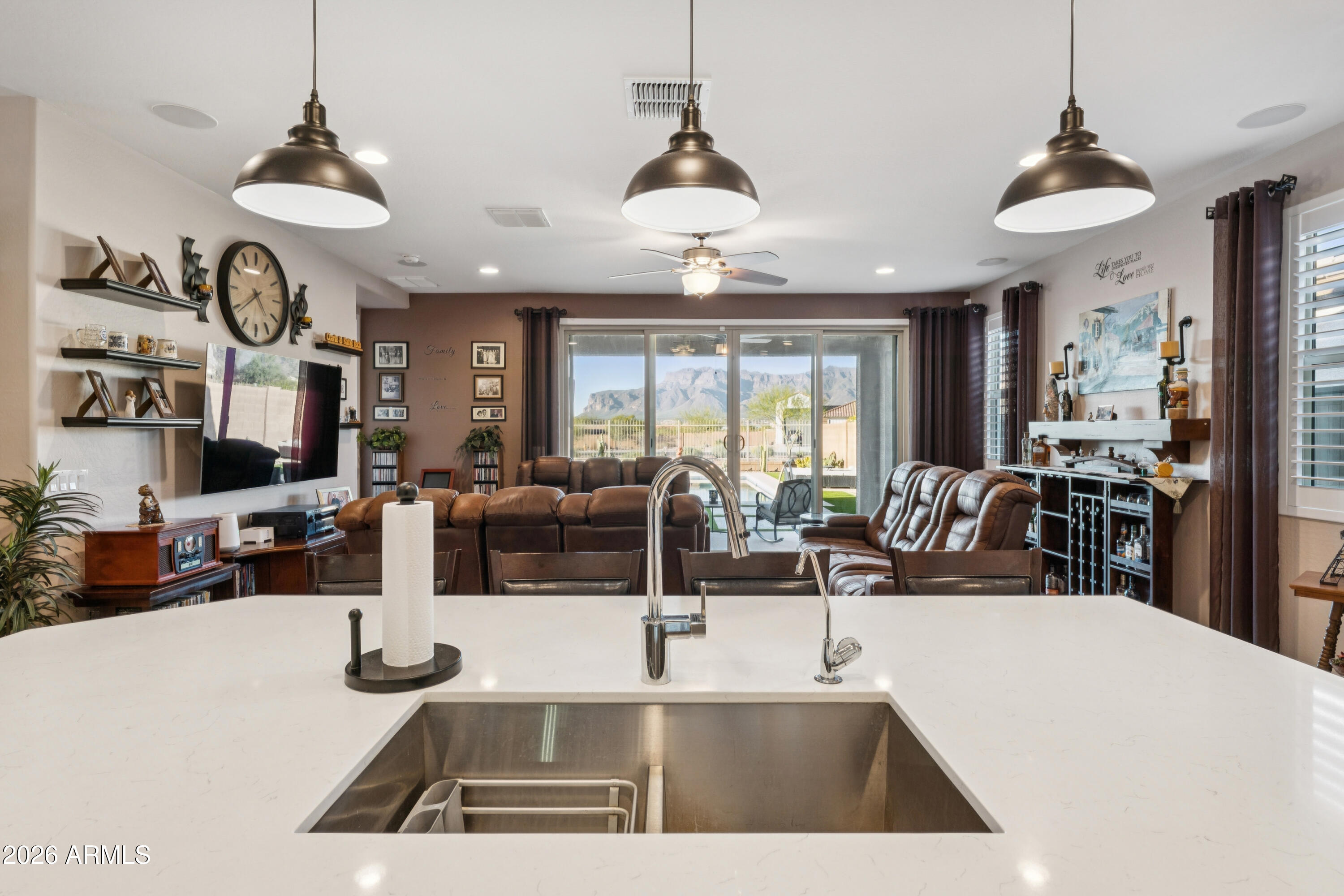 12374 E PIVOT PEAK --