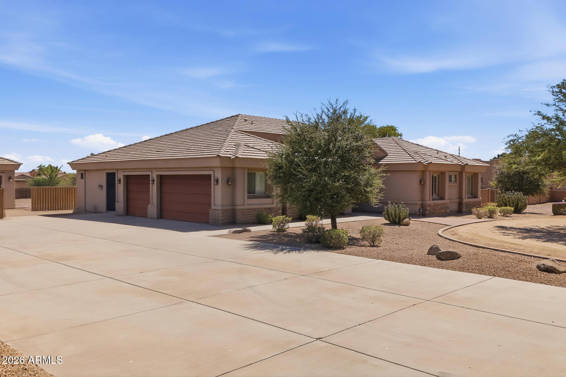 25747 W BLUE SKY Way