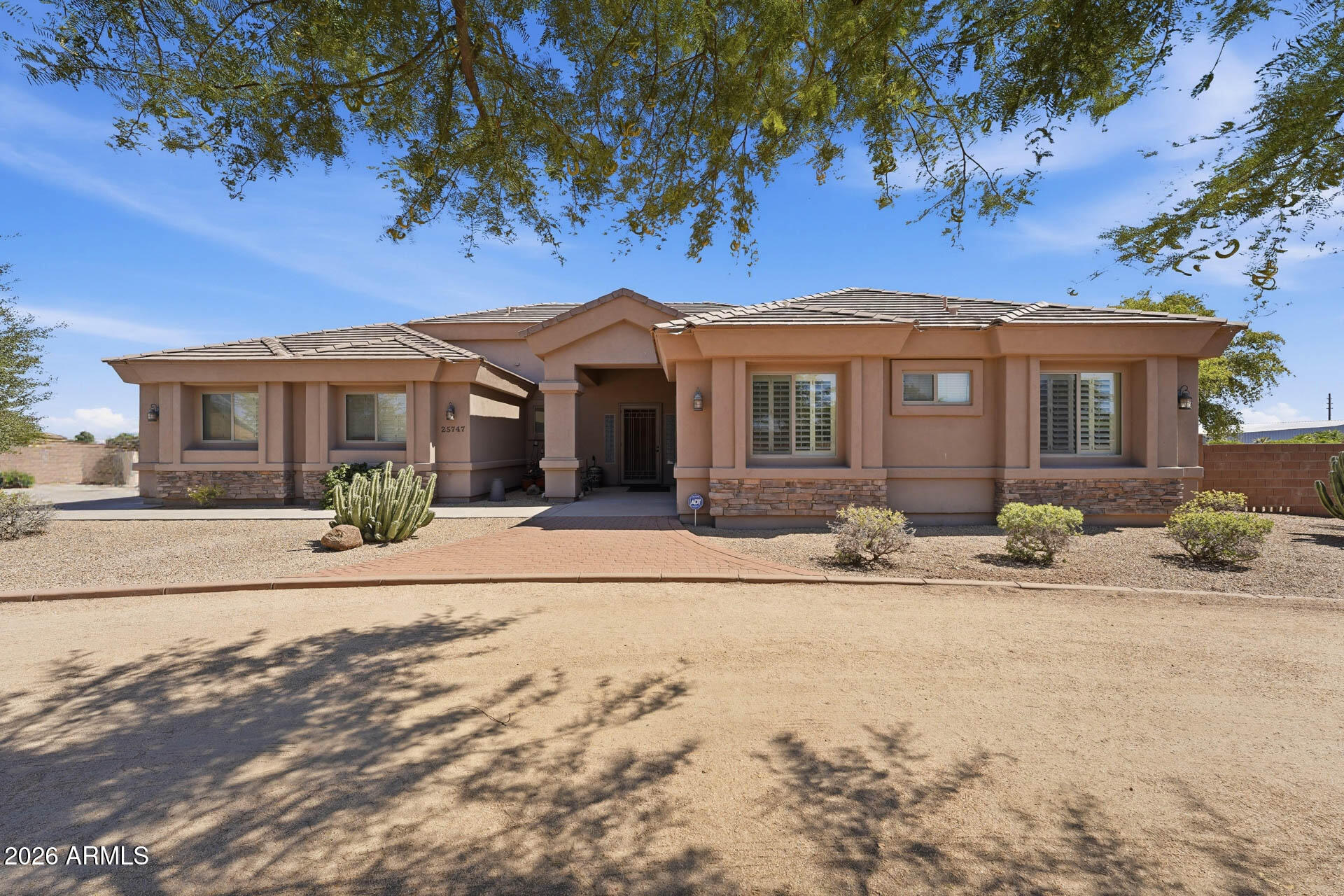 25747 W BLUE SKY Way