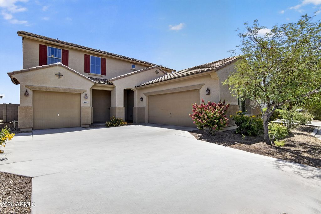 Photo of 8857 N 101st Drive, Peoria, AZ 85345 (MLS # 7030782)