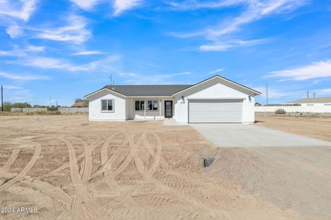 A home in Eloy