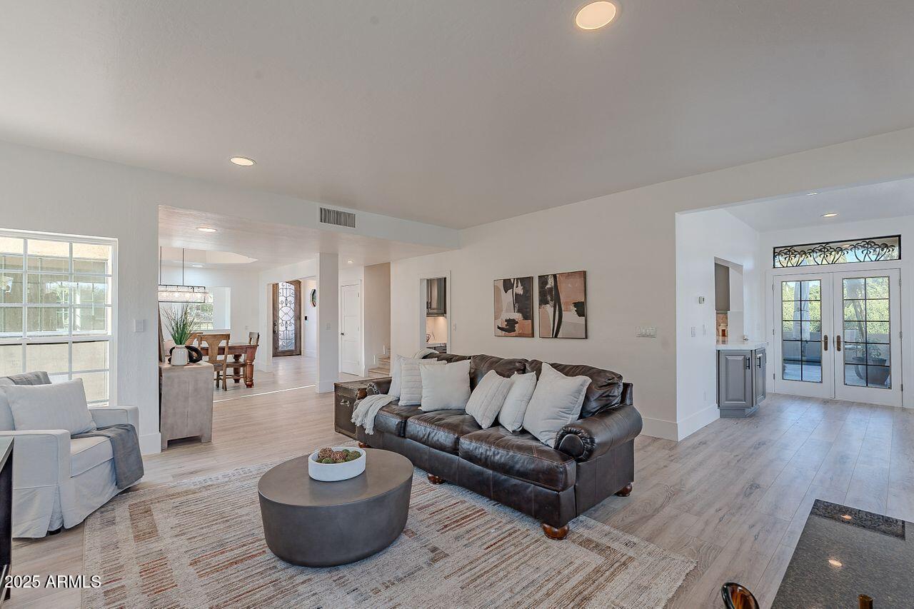 12015 S TUZIGOOT Drive
