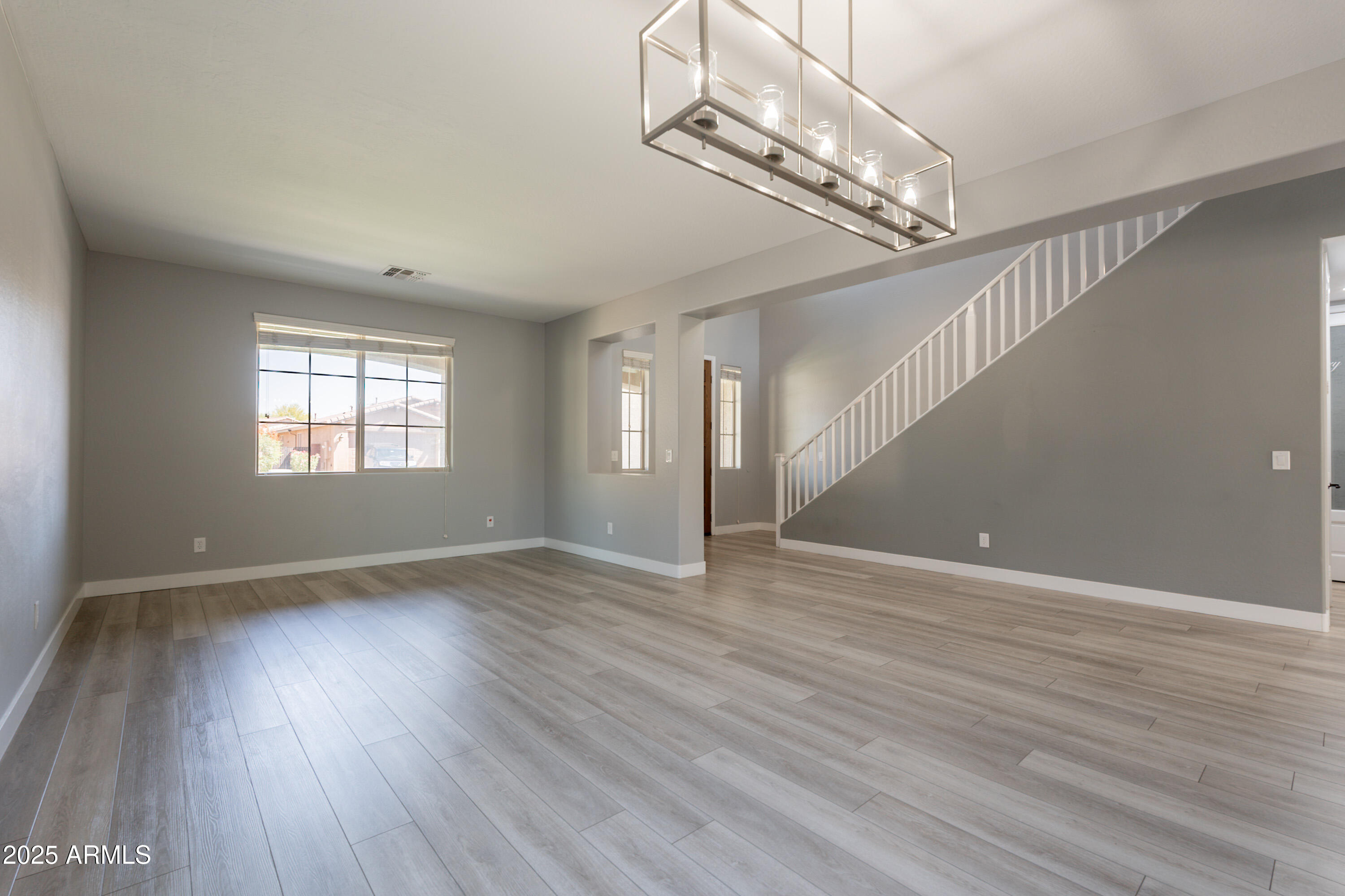 Homes 1 408 W SWEET SHRUB Avenue