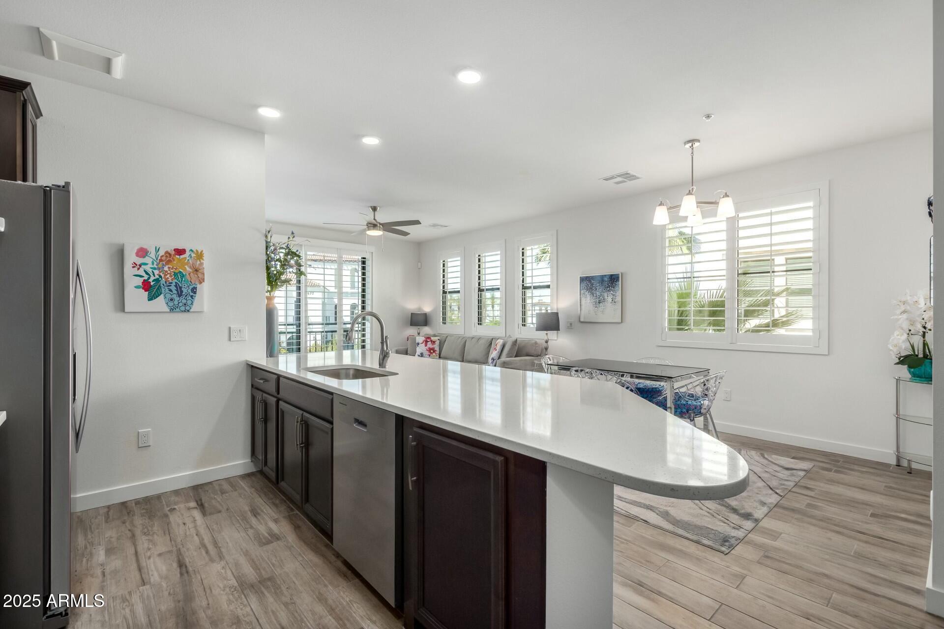 2511 W QUEEN CREEK Road 262