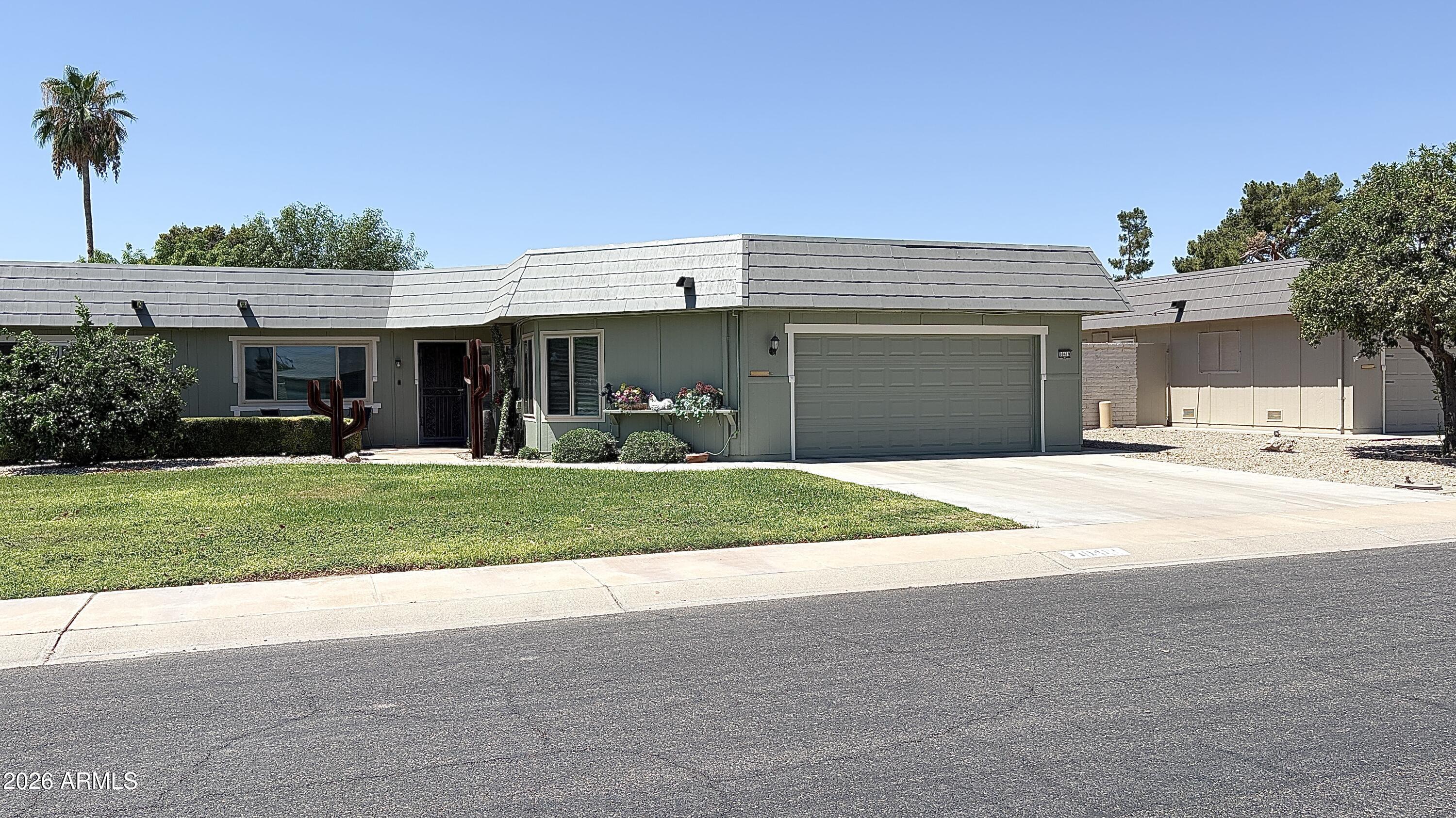 10419 W CAMPANA Drive