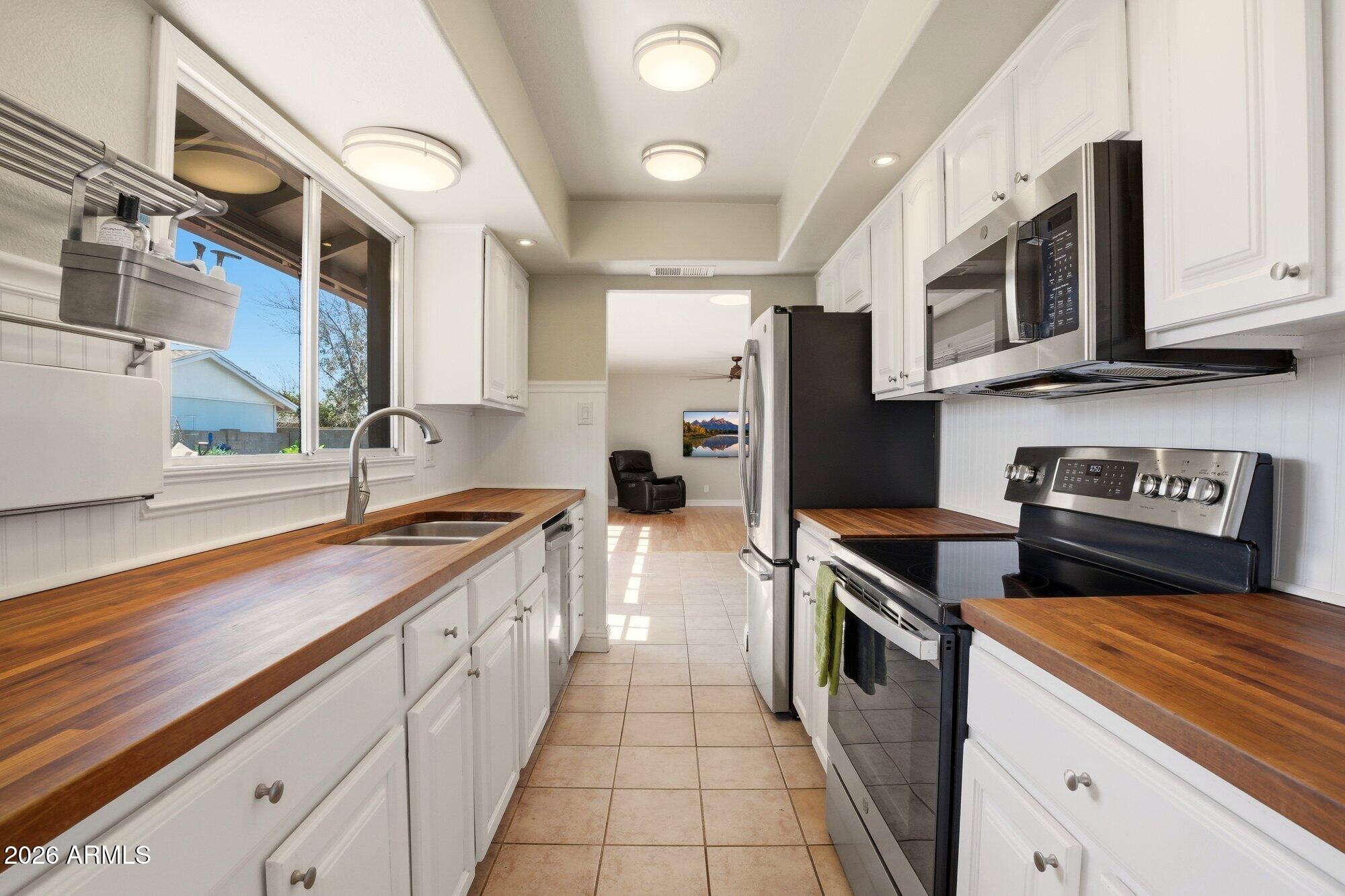 3627 W MAUNA LOA Lane