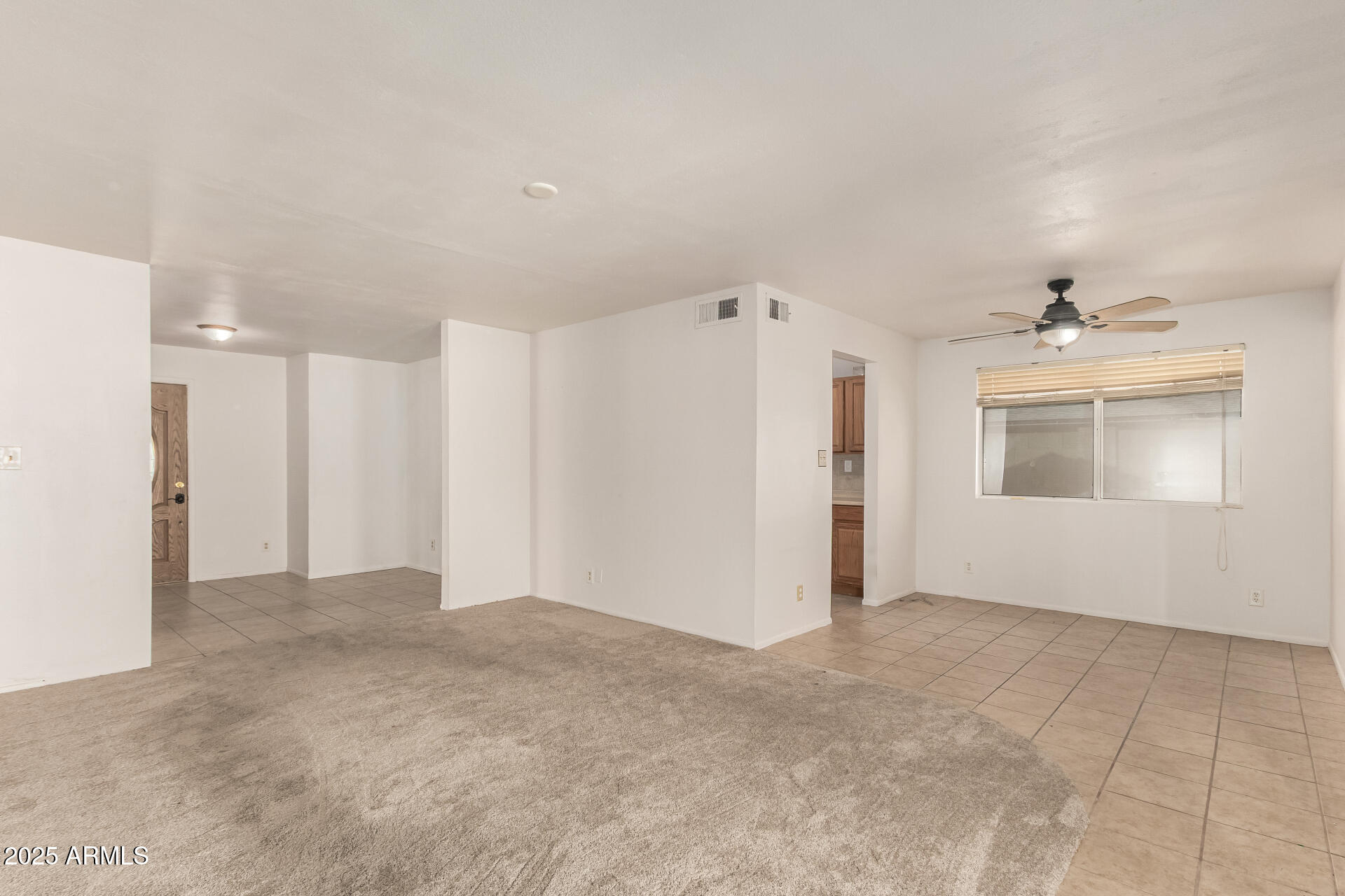 470 W ROSAL Avenue