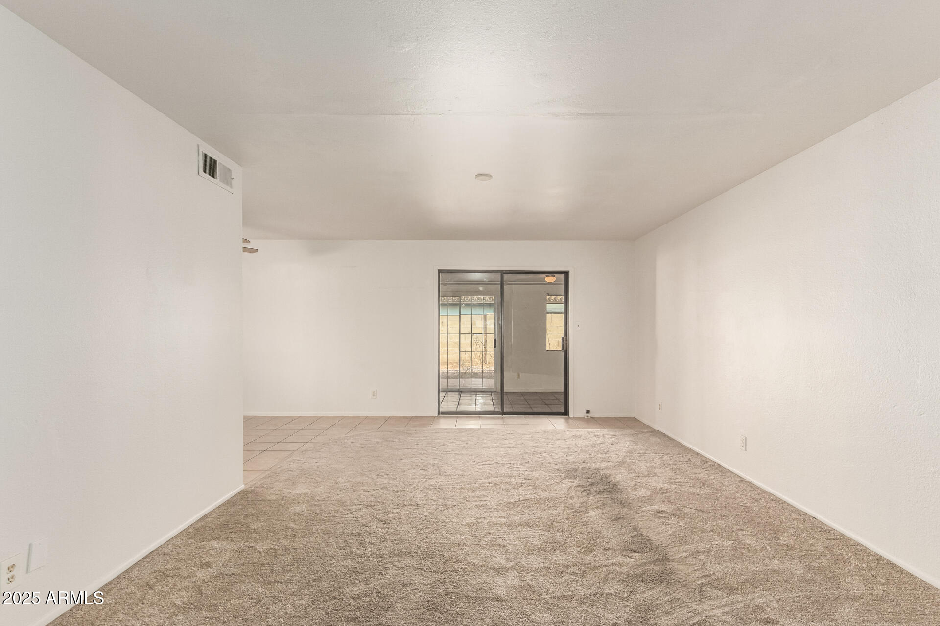 470 W ROSAL Avenue