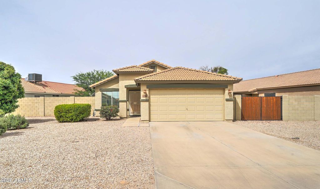 Photo of 39942 N Passaro Drive, San Tan Valley, AZ 85140 (MLS # 7022673)