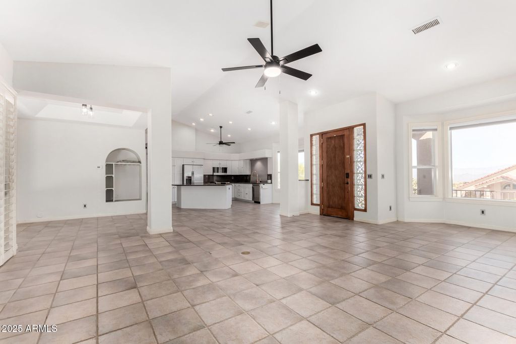 Photo of 11818 N Winchester Drive, Fountain Hills, AZ 85268 (MLS # 6932677)
