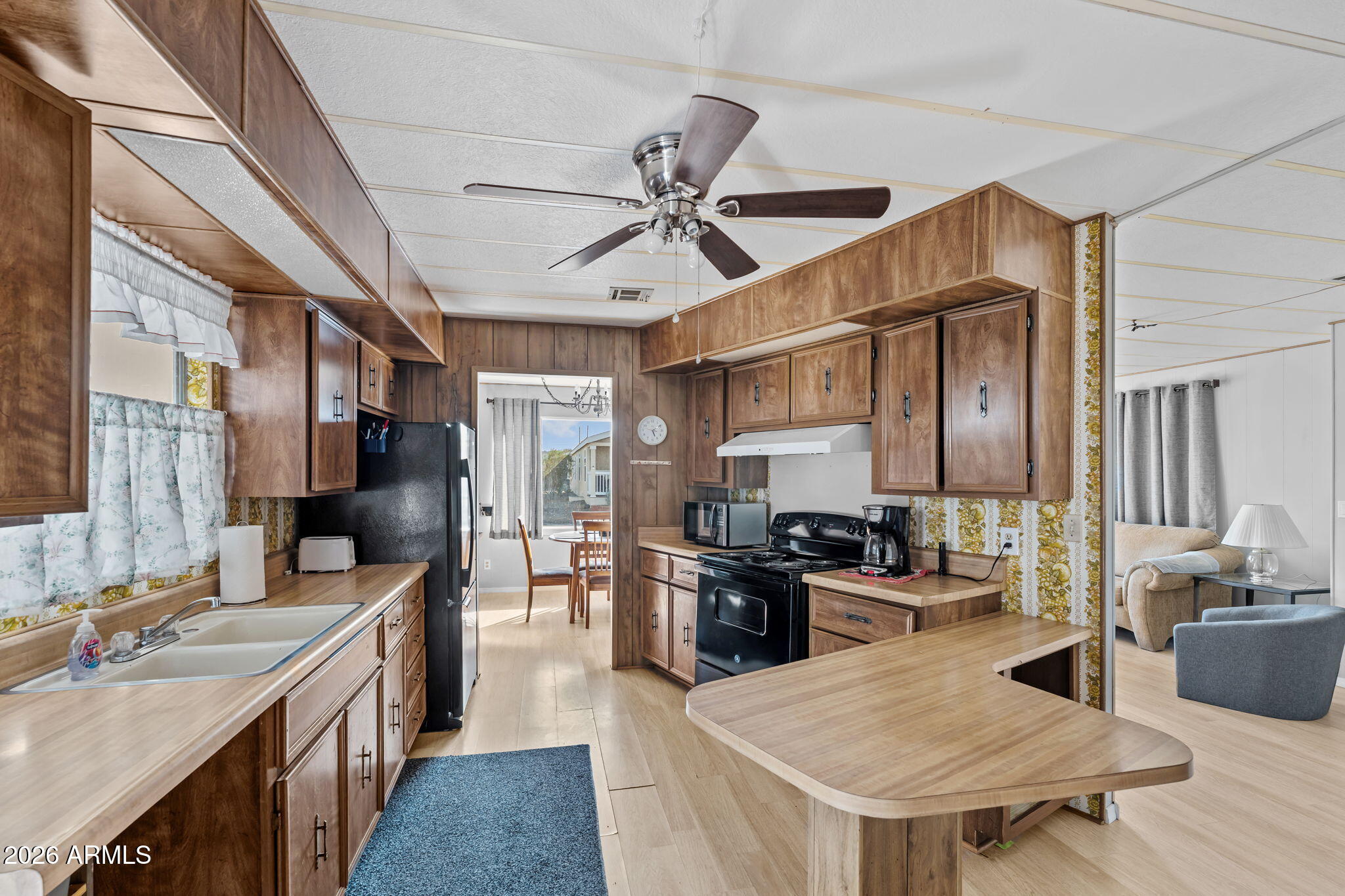 2501 W Wickenburg Way 35