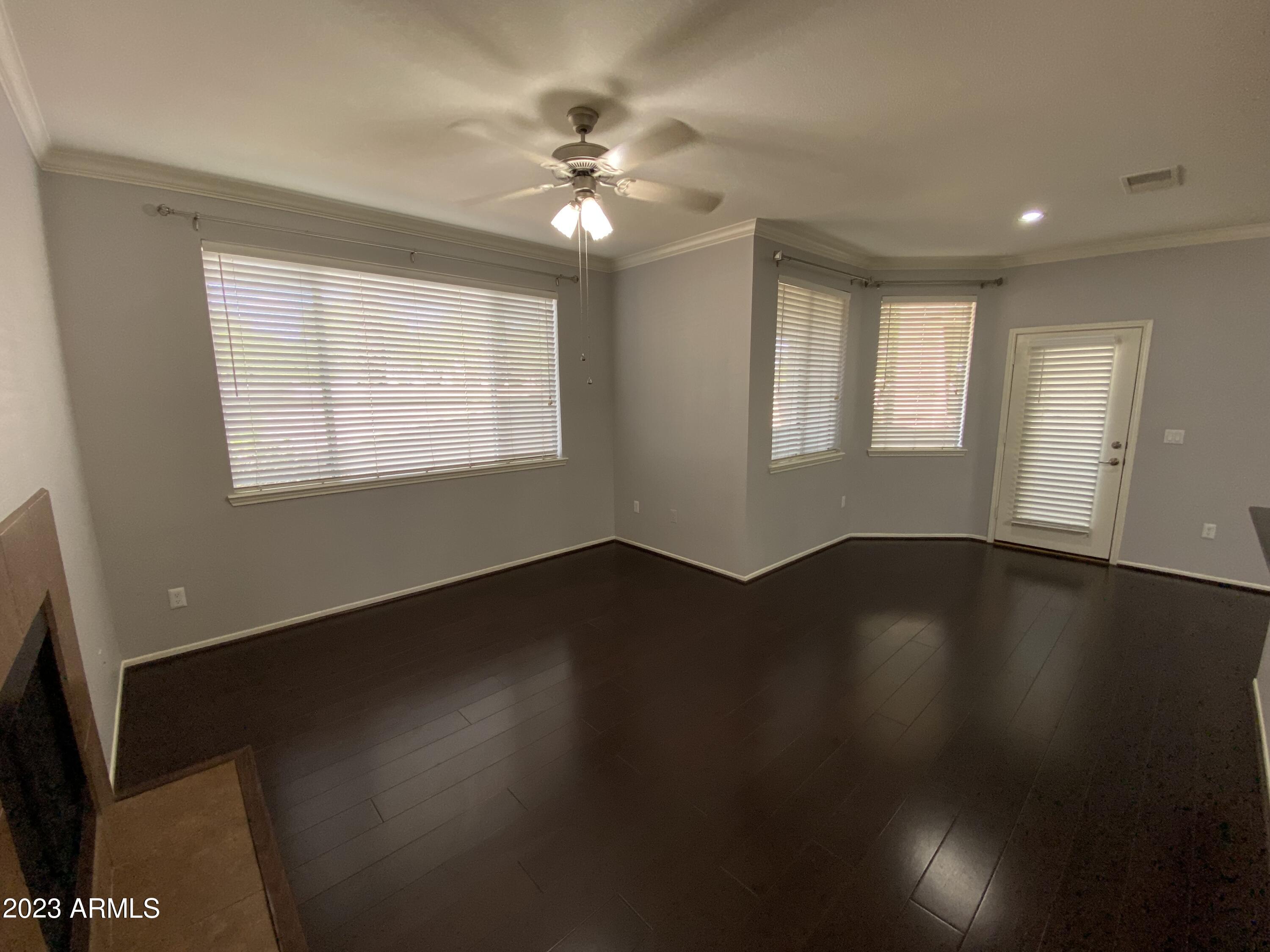 7009 E ACOMA Drive 1106