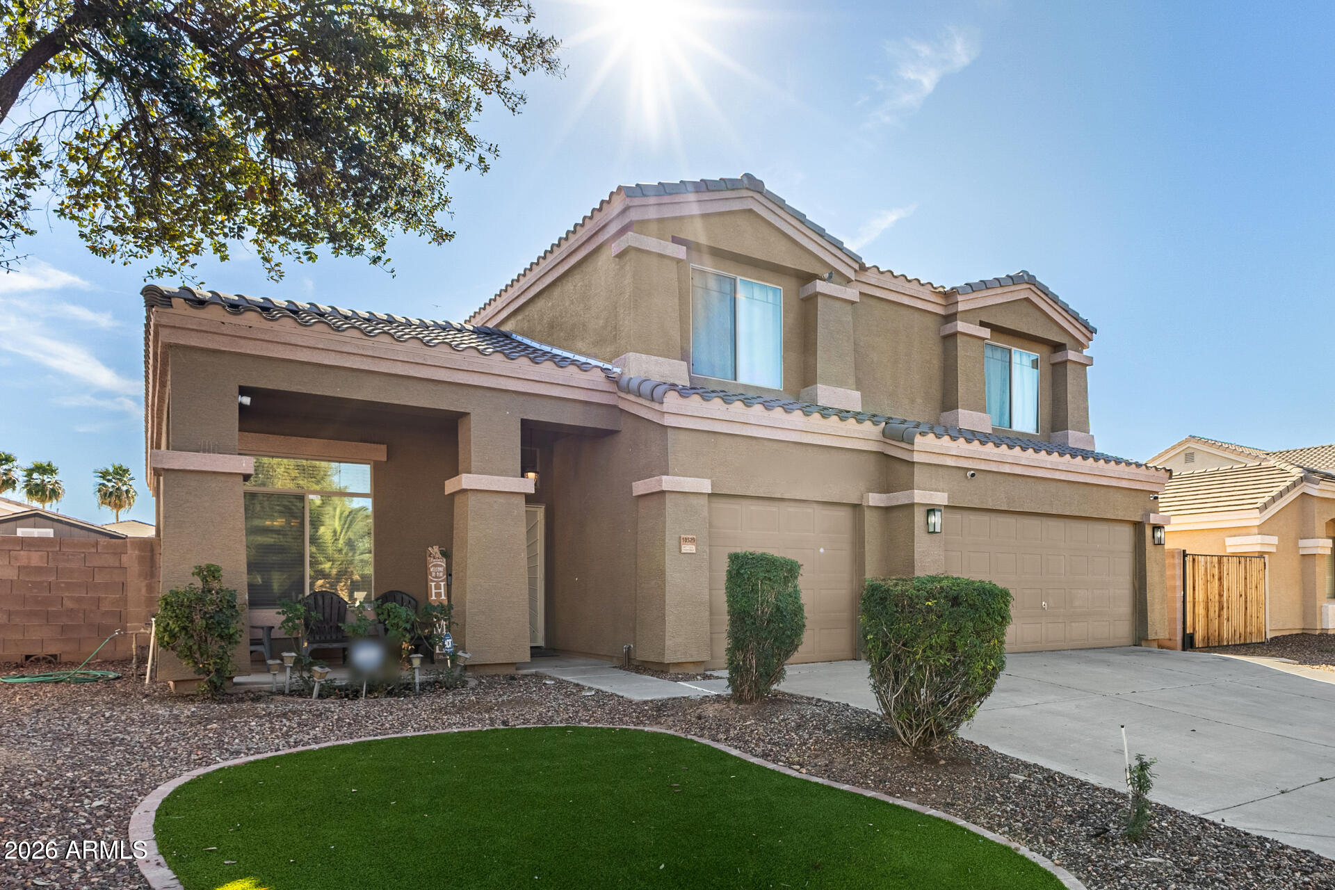 10529 W HILTON Avenue