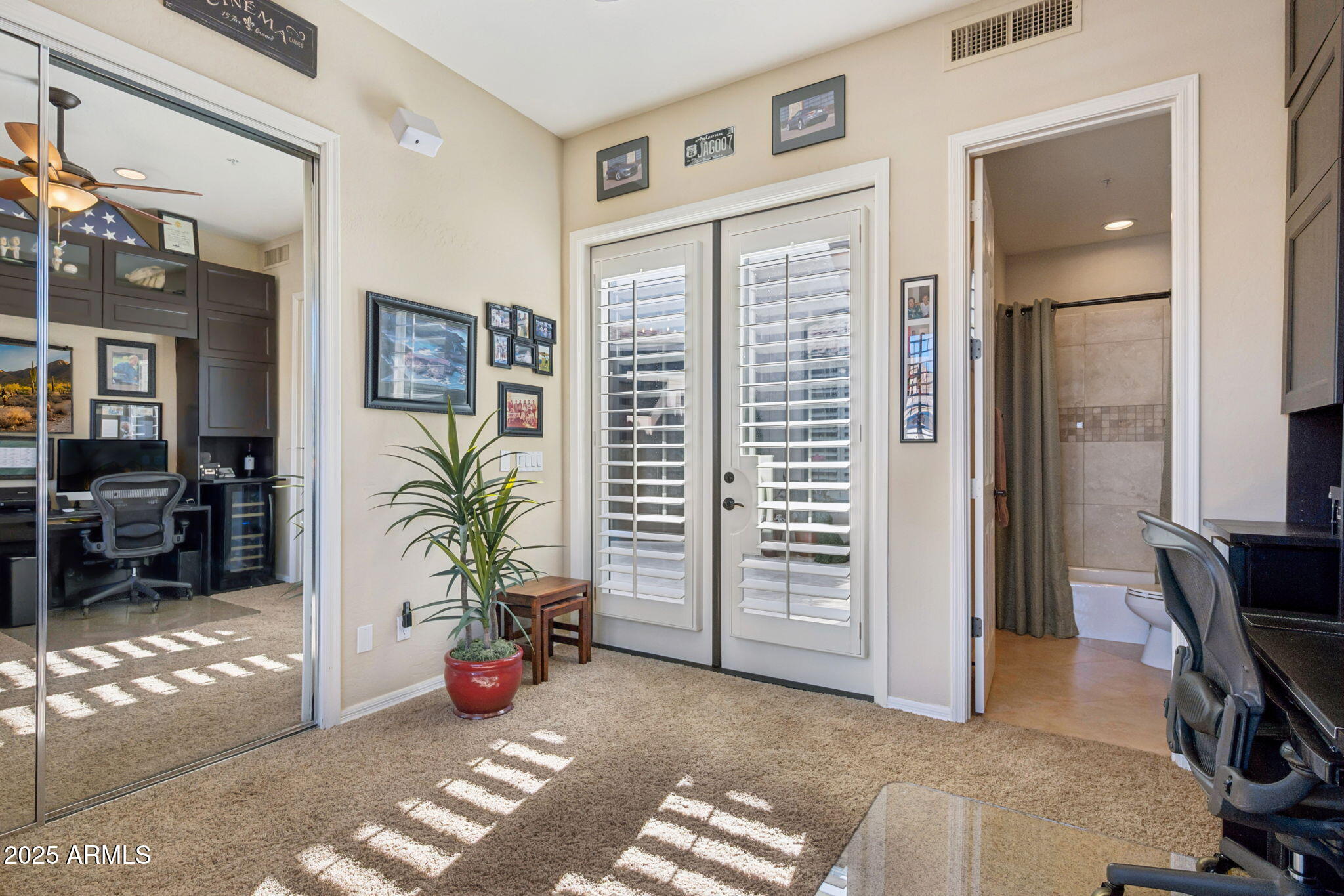 8265 E Hoverland Road