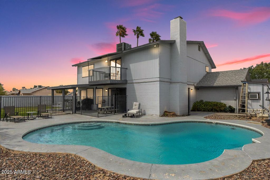 Photo of 6237 W Altadena Avenue, Glendale, AZ 85304 (MLS # 6974334)