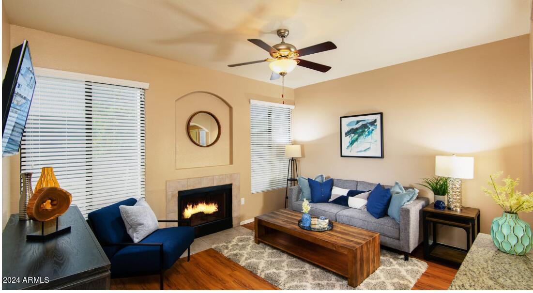 8311 E Via De Ventura -- 1