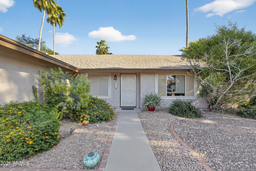 Photo of 1737 N Fraser Drive, Mesa, AZ 85203 (MLS # 7000707)