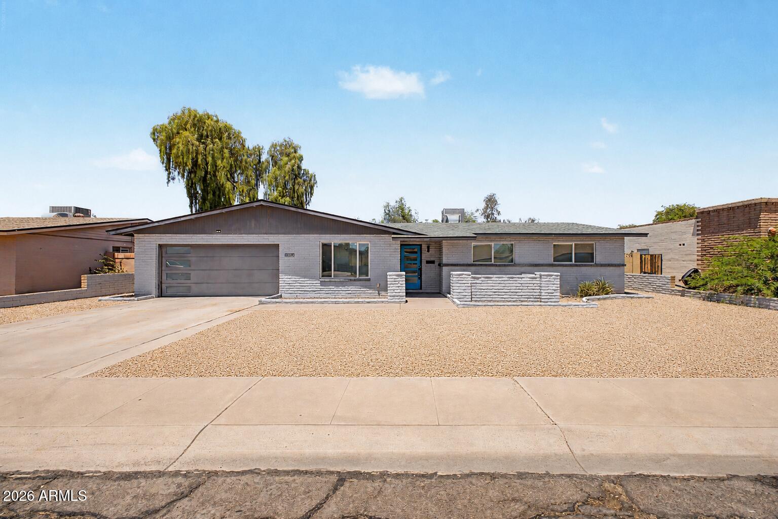 2174 E Palmcroft Drive