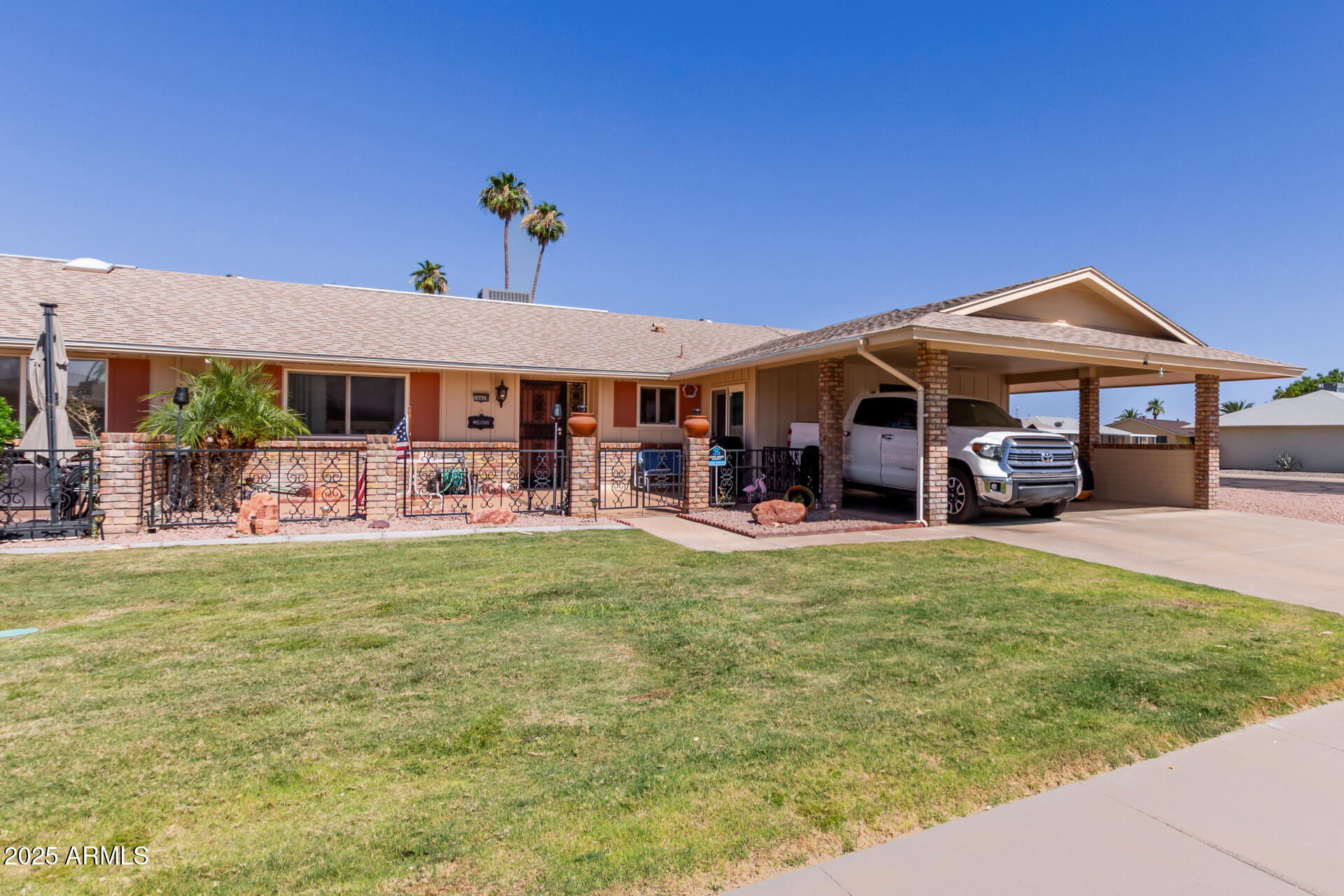 10439 W KINGSWOOD Circle