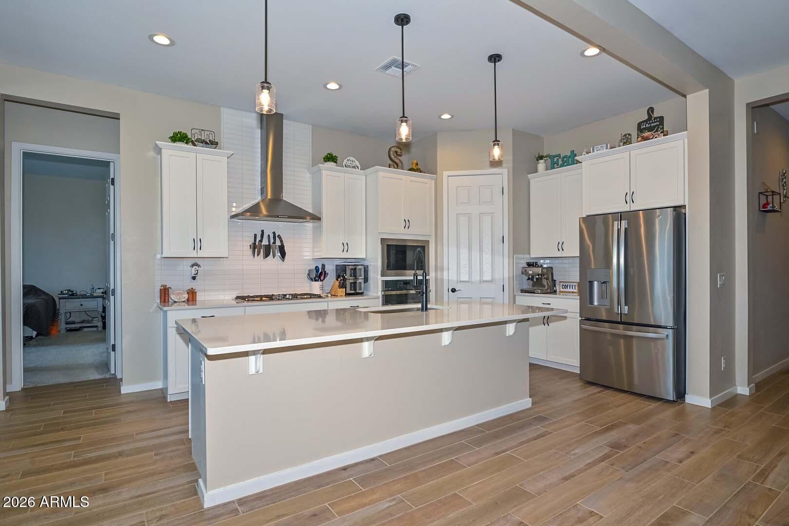17633 W RUNNING DEER Trail
