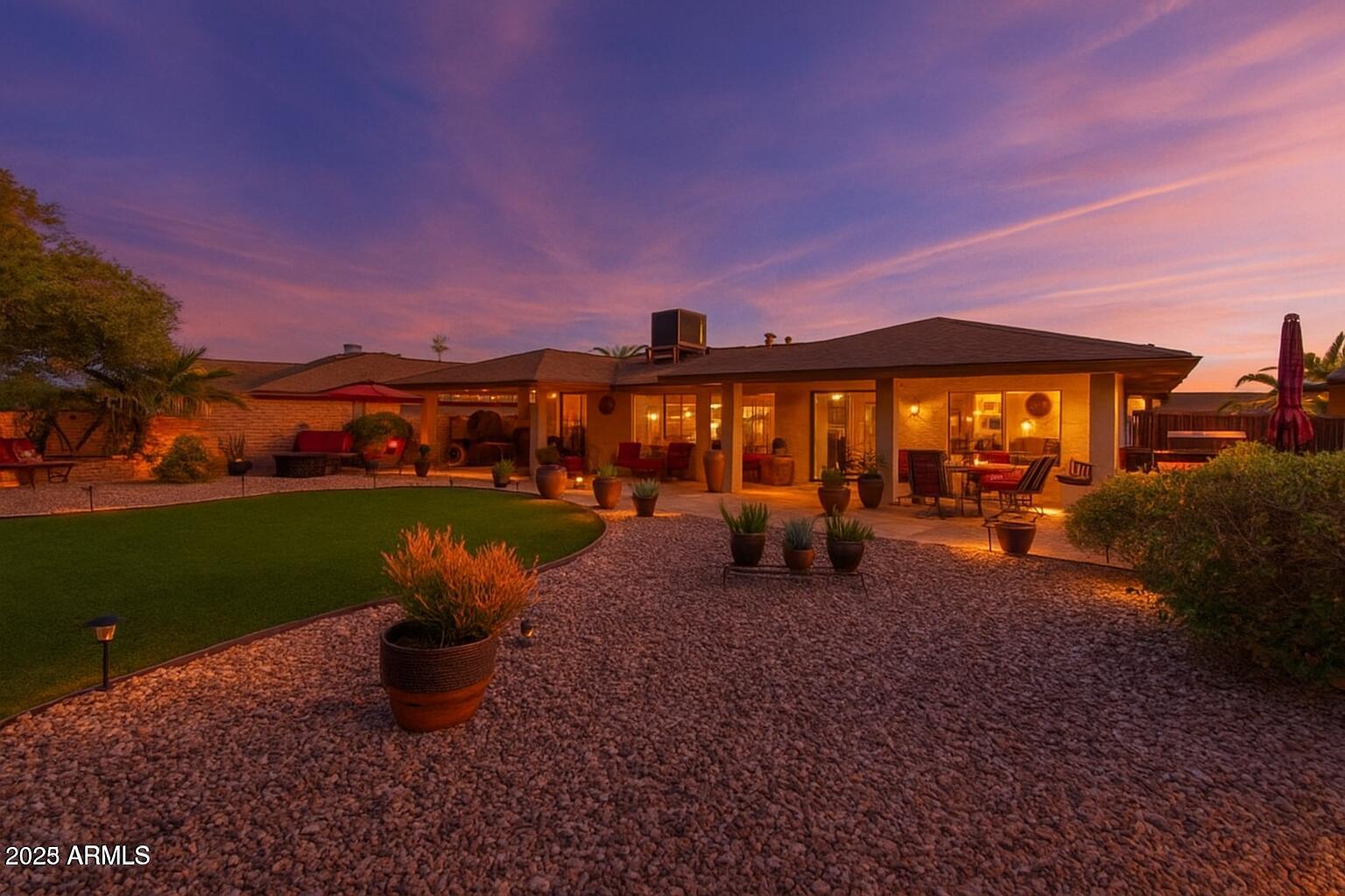 11010 W ACACIA Drive