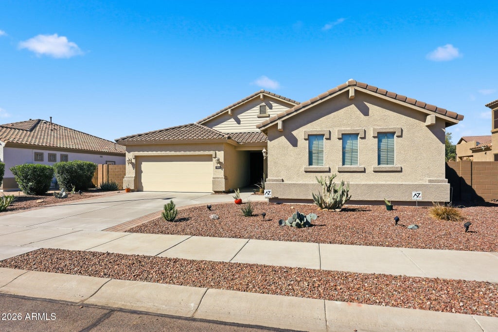 Photo of 80 S 167th Drive, Goodyear, AZ 85338 (MLS # 7092700)