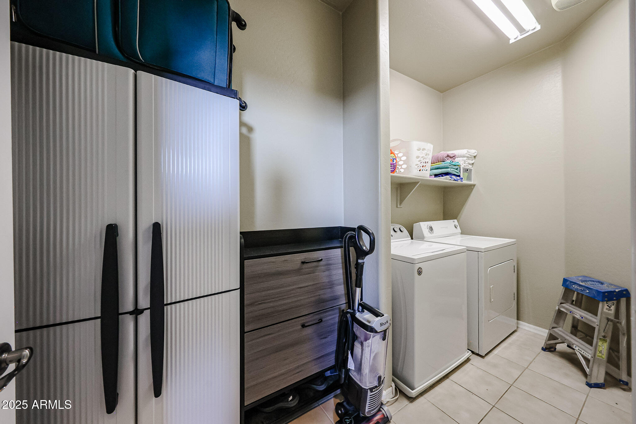 El Mirage, Arizona 85335, United States, 4 Bedrooms Bedrooms, ,3 BathroomsBathrooms,Residential,Active,179384