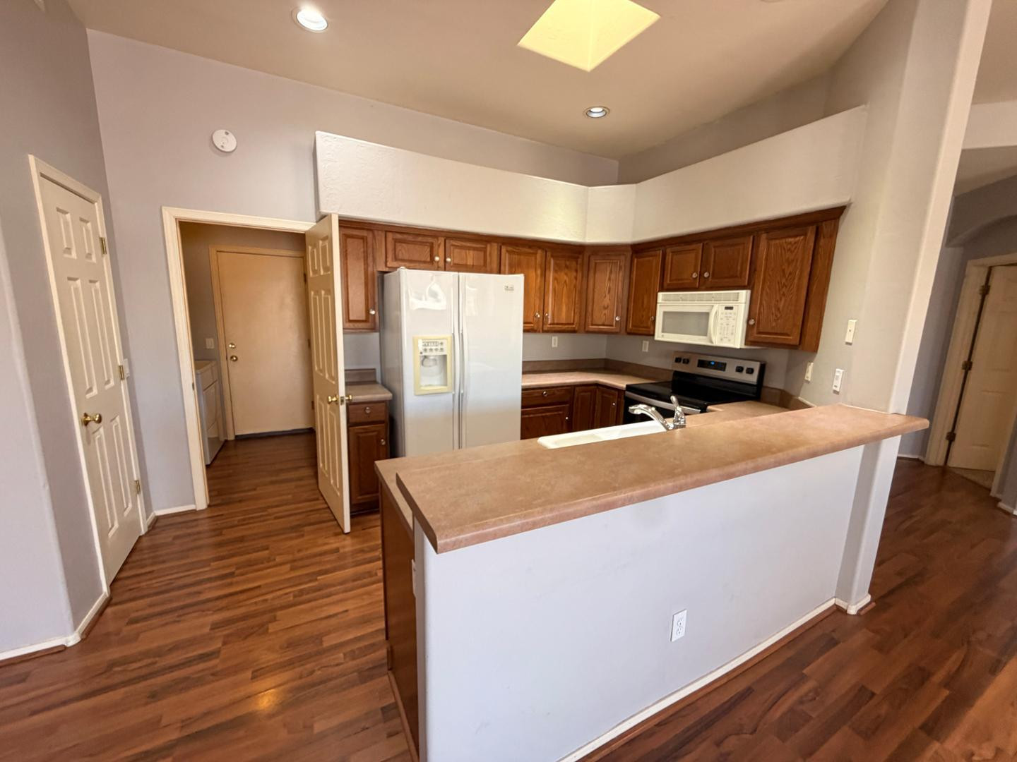 6348 W Pontiac Drive