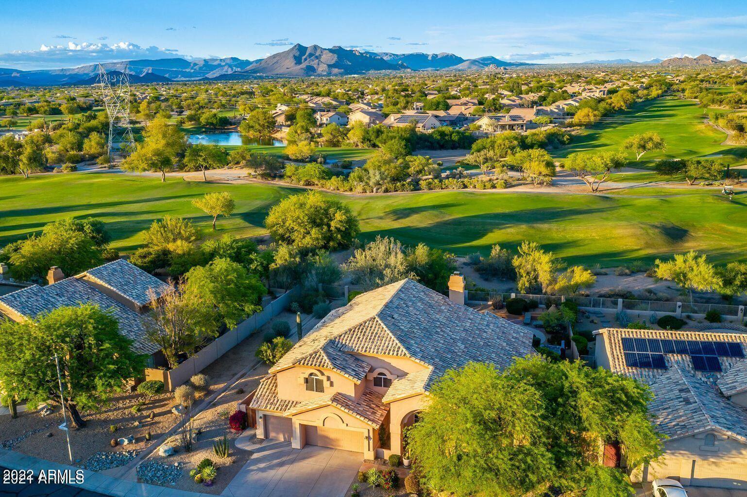 4502 E BARWICK Drive