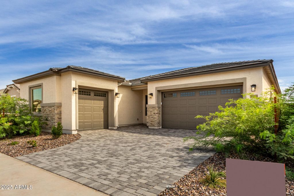 Photo of 18203 W Watkins Street, Goodyear, AZ 85338 (MLS # 6921759)