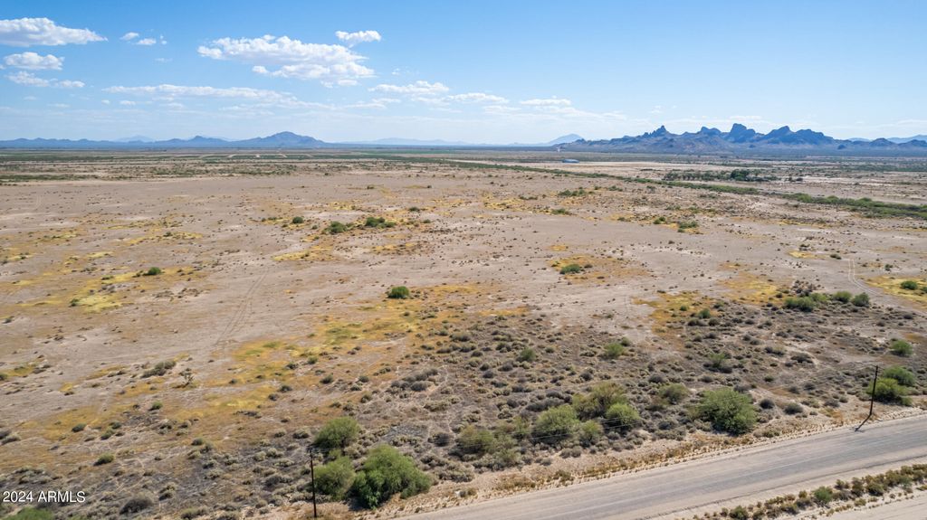 Photo of 4606 S Toltec Buttes Road #27, Eloy, AZ 85131 (MLS # 6754485)