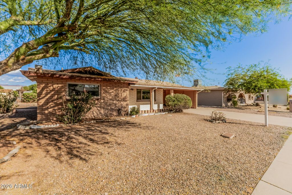 Photo of 1161 S Ocotillo Drive, Apache Junction, AZ 85120 (MLS # 7004411)