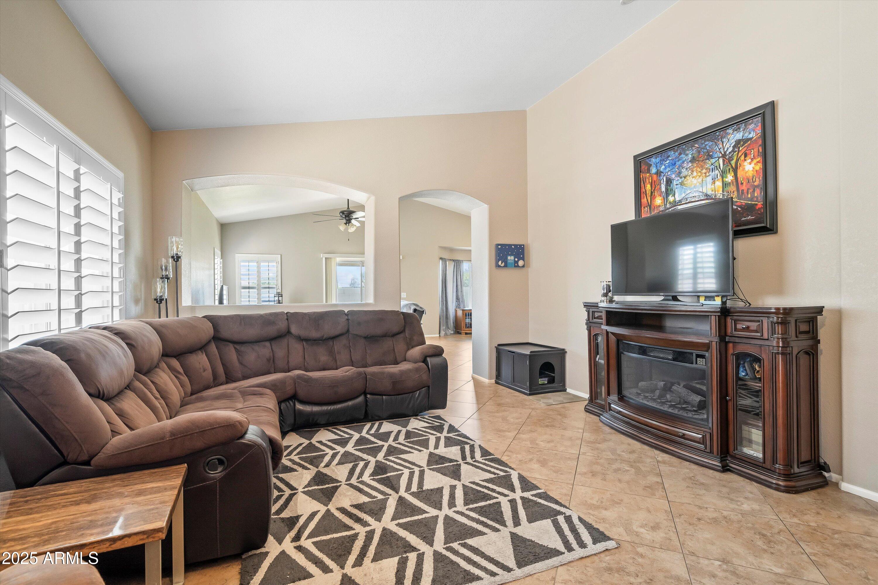 7313 W MESQUITE RIVER Drive