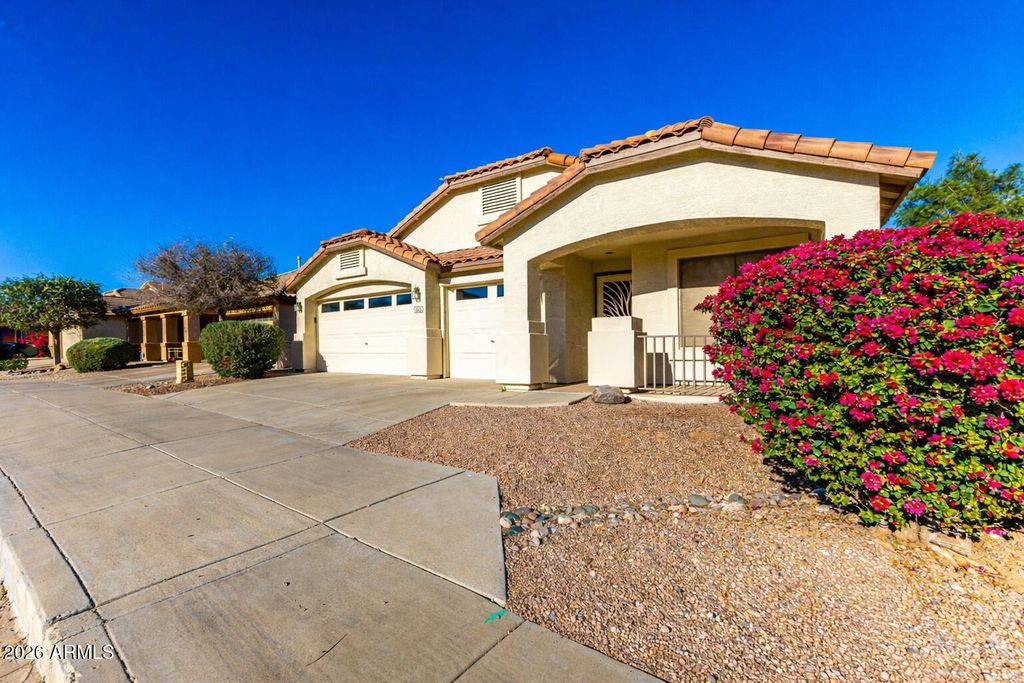 Photo of 5521 N Rattler Way, Litchfield Park, AZ 85340 (MLS # 6988835)