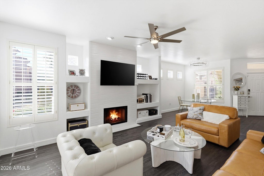 Photo of 1747 E Northern Avenue #140, Phoenix, AZ 85020 (MLS # 7073976)
