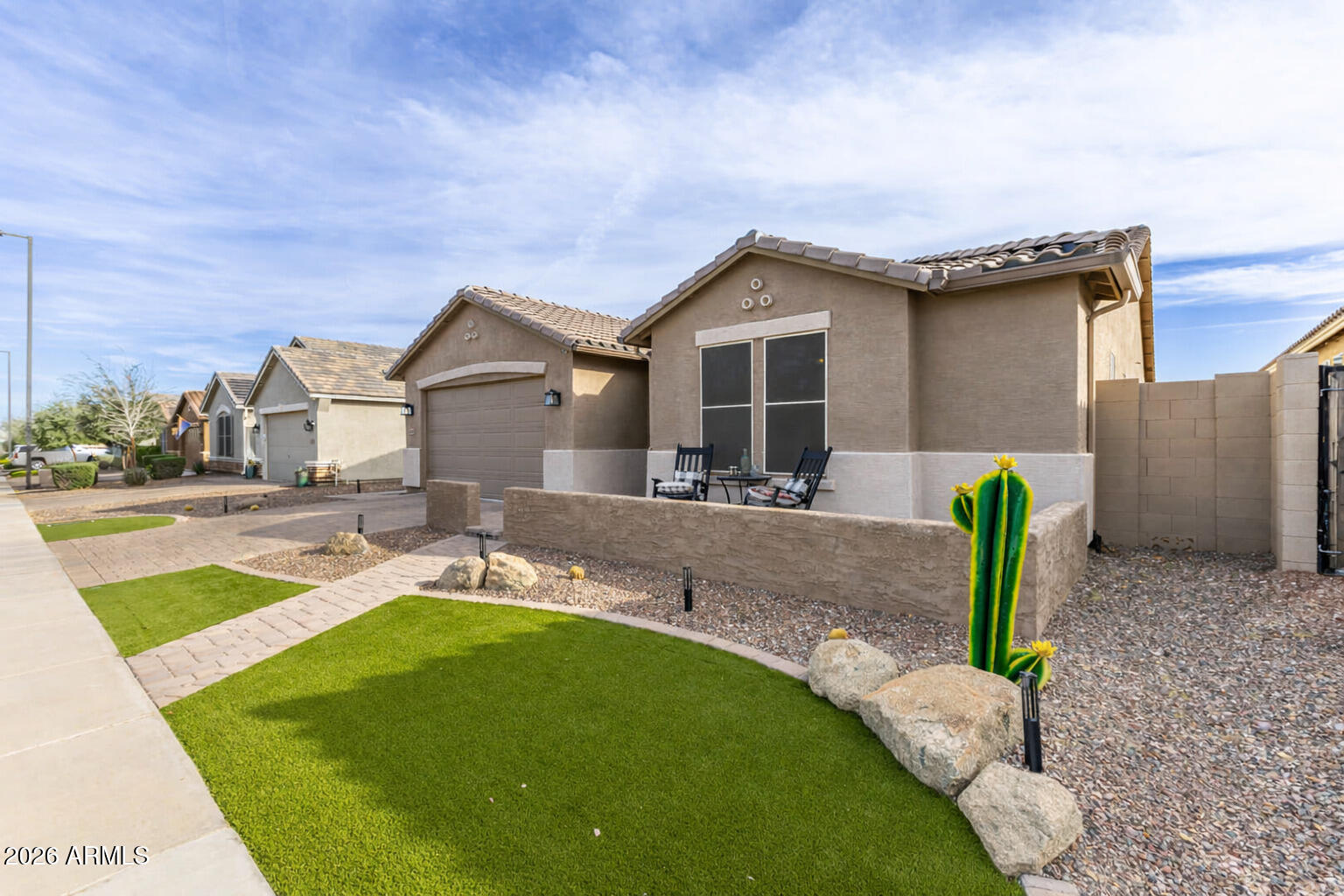 21433 W BERKELEY Road