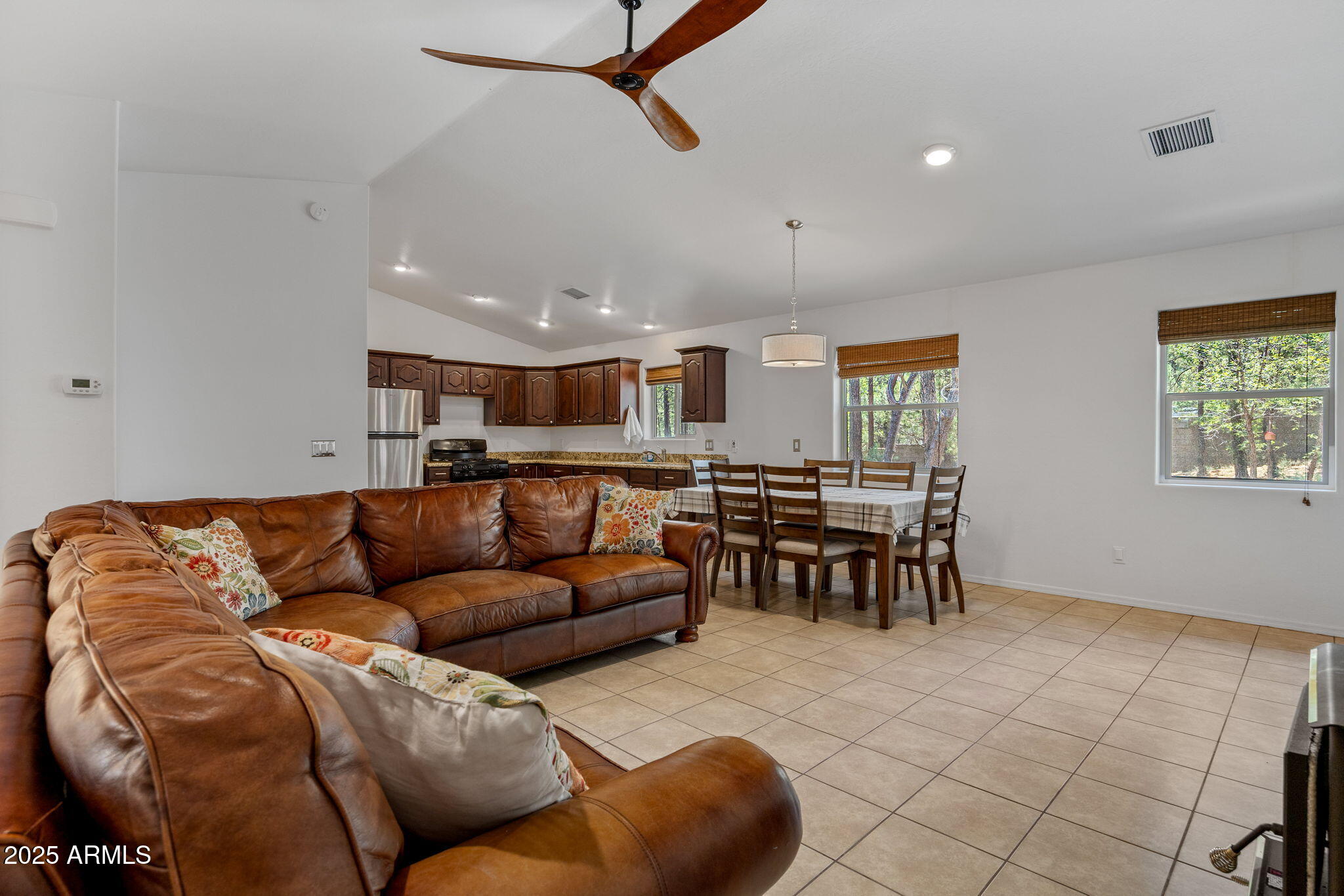 921 E Lauren Court