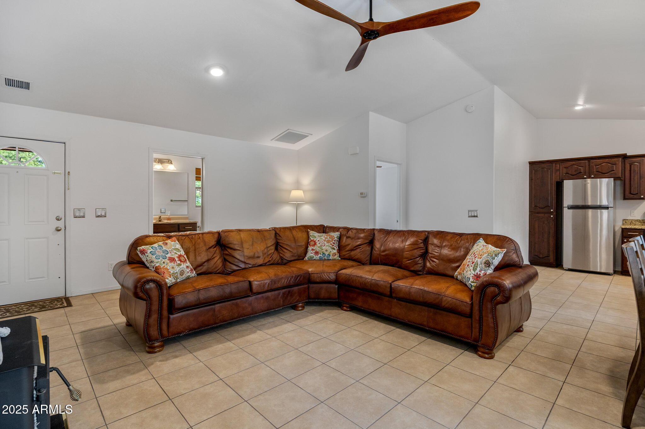 921 E Lauren Court