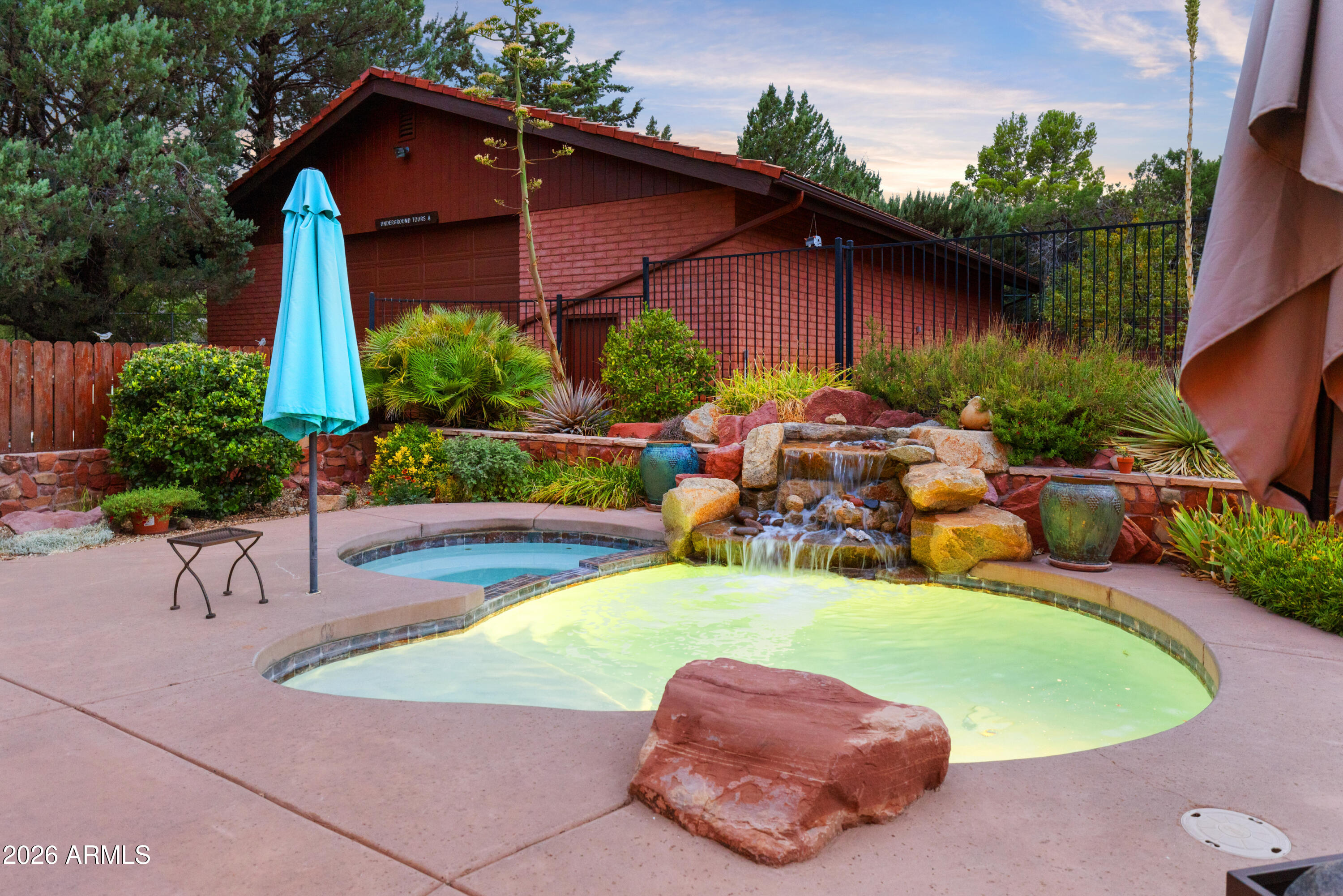 Sedona, Arizona, 86336, United States, 4 Bedrooms Bedrooms, ,4 BathroomsBathrooms,Residential,Active,2014264