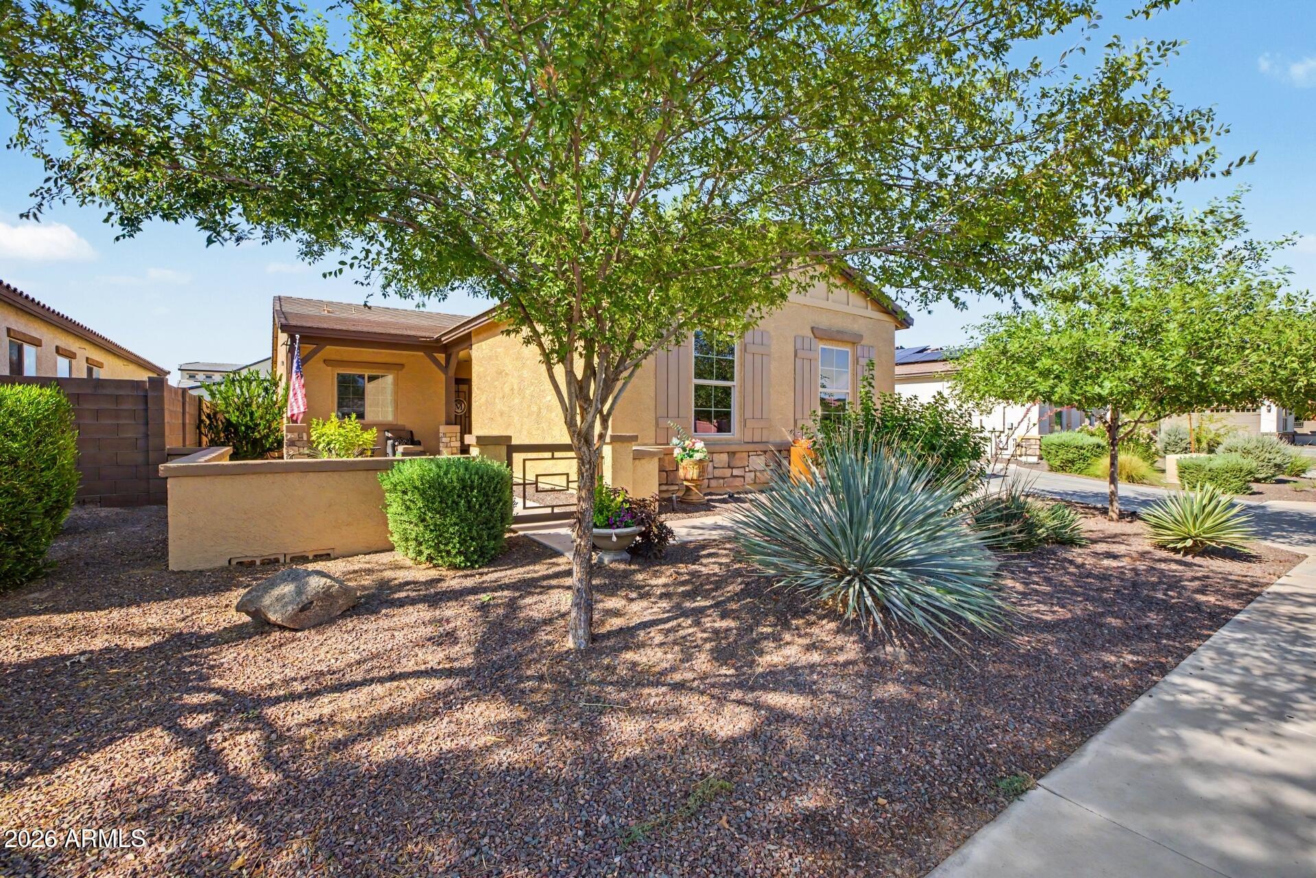 17232 W ECHO Lane