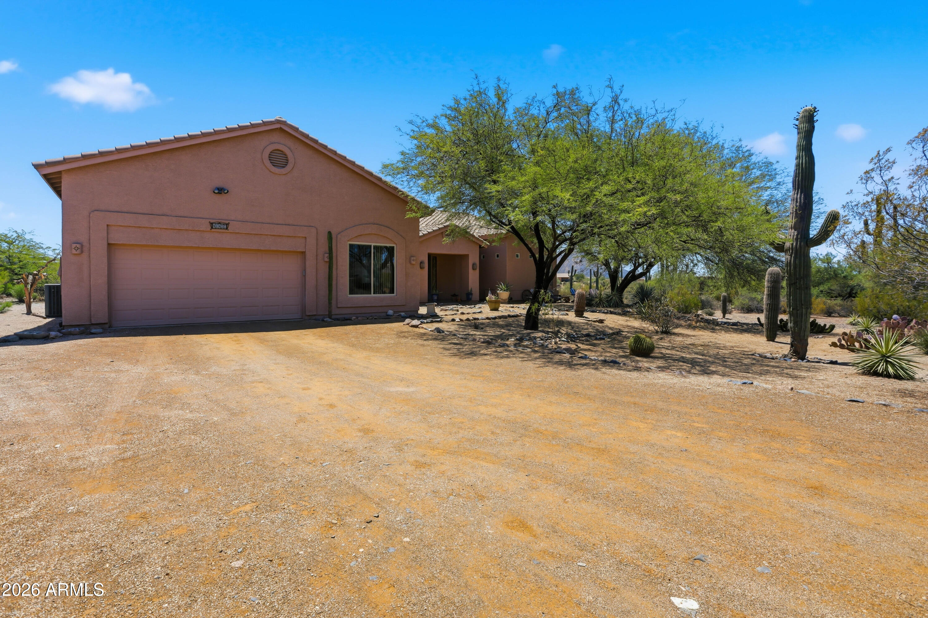41455 N IRONWOOD Bluff