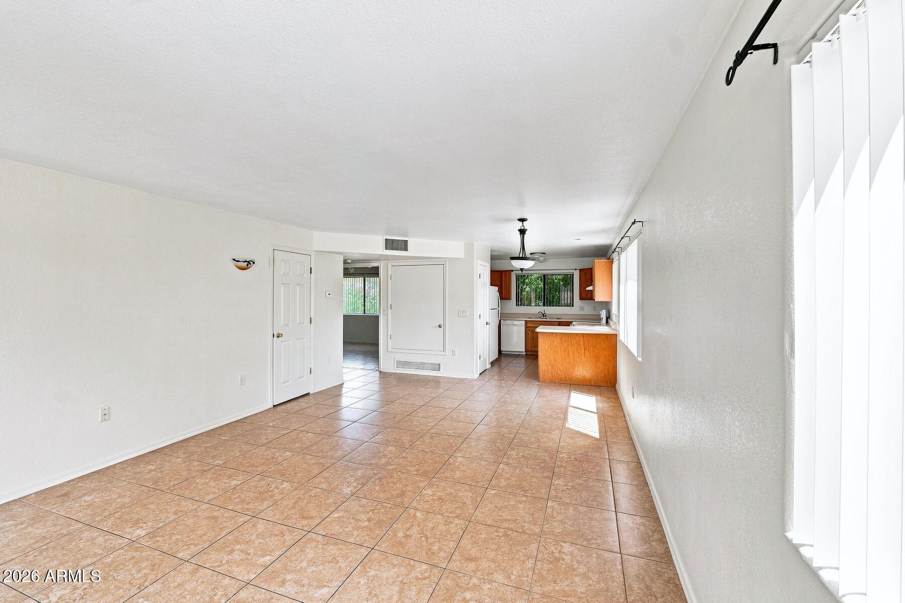 4410 BUENA LOMA Way